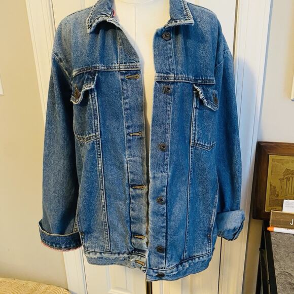 Free People Oversized Jean Jacket M Denim Distressed Retro Trucker Fall Boho - Picture 2 of 11